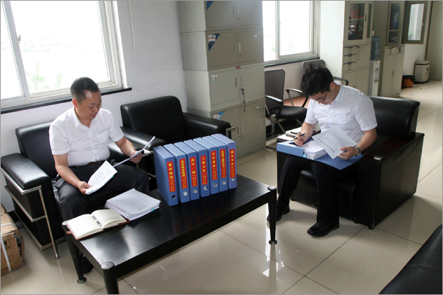 抓好“四个结合” 落实“五个一”——公司党委调研检查组赴成都郫县公司开展调研检查